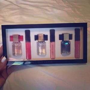 Brand new Modern Muse kit by Estee Lauder🎉